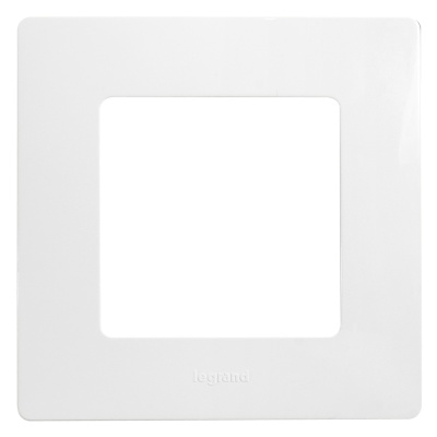Рамка 1- постовая белая Legrand (672501)