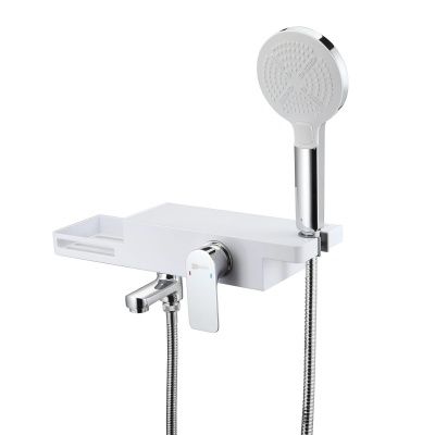 Смеситель д/ванны Lemark Unibox LM6914CW корот. излив, дивертор с кер. пласт., с аксесс., хром-белый